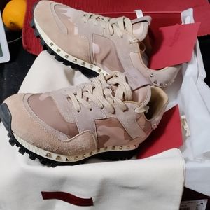 Valentino tennis shoes womens size 8